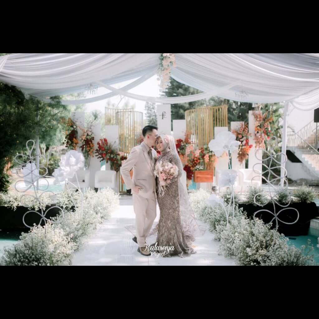 Kinipagi Planner x Apita Hotel Cirebon ( Pool side )